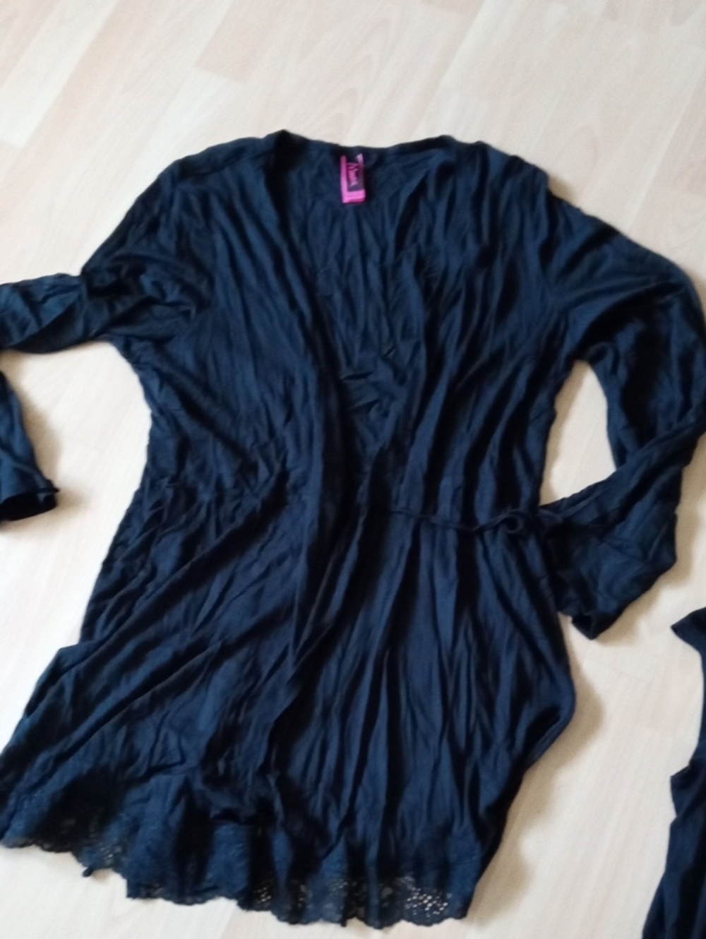 La SENZA Black Long Sleeve Lace-Trim Robe